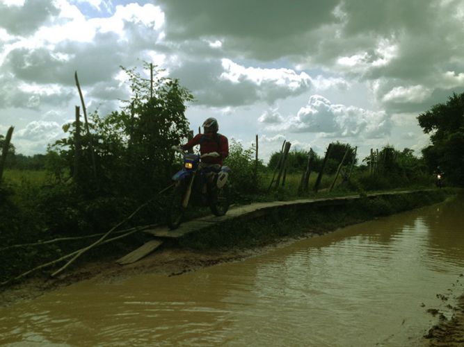 off-road-tours-cambodia-planks