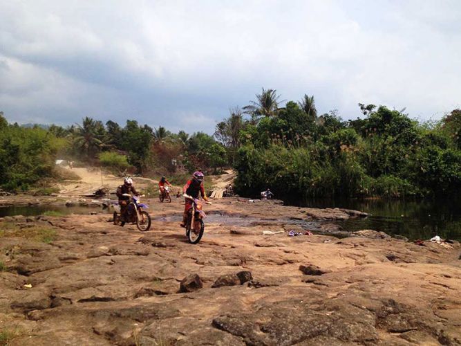 off-road tours cambodia areng