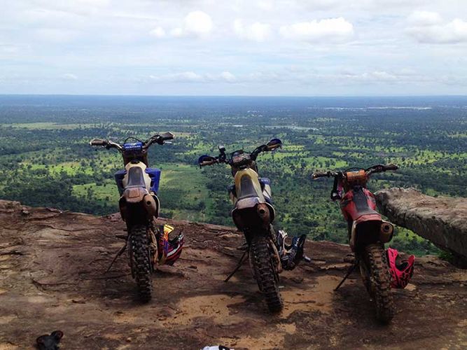 off-road-tours-cambodia-anlong-veng