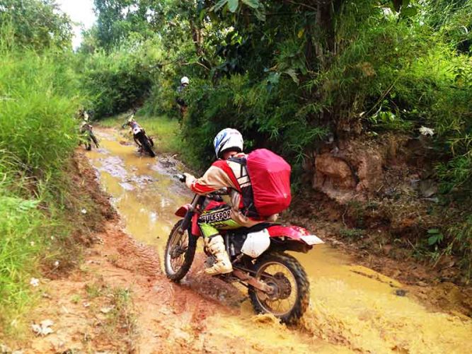 dirt-bike-tours-cambodia-waterway
