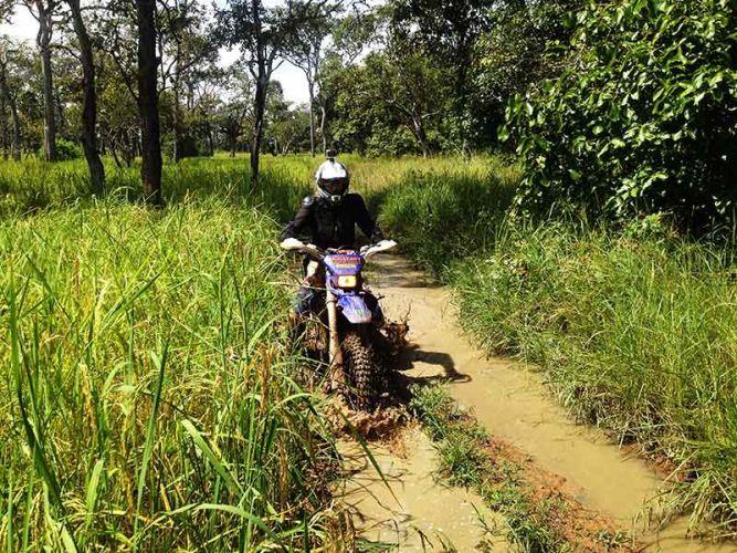 off-road-tours-cambodia-water-rut