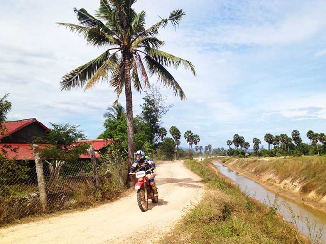 dirt-bike-tours-cambodia-canal