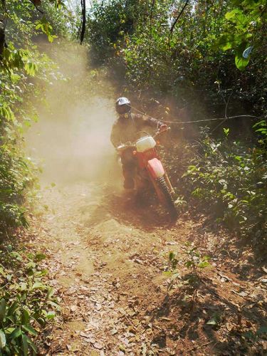 dirt-bike-tours-cambodia-dust