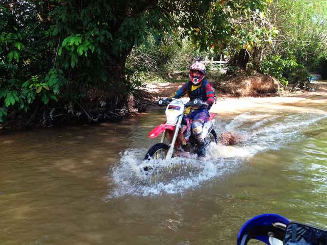 off-road-tours-cambodia-road-not